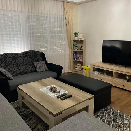 Anja Apartman Bosanski Samac Exterior photo