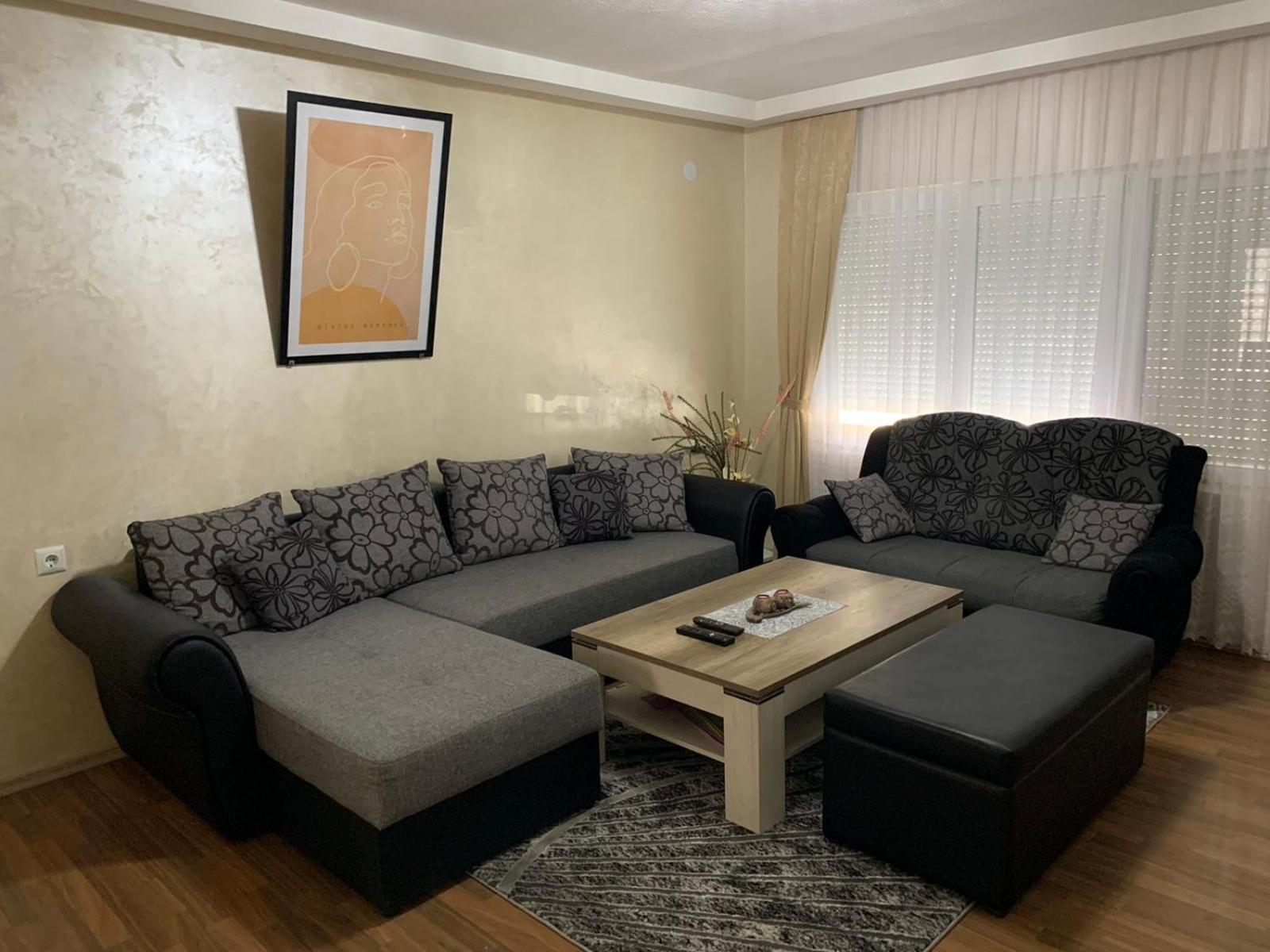 Anja Apartman Bosanski Samac Exterior photo