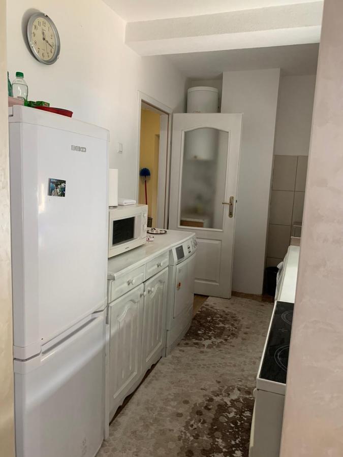 Anja Apartman Bosanski Samac Exterior photo